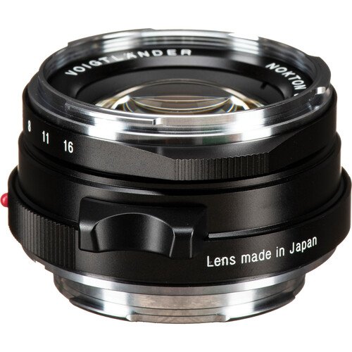 Distributor Lensa dan Aksesoris Fotografi Digital Pratama Retailindo Voigtlander Nokton Classic 35mm f1.4 II SC Lens
