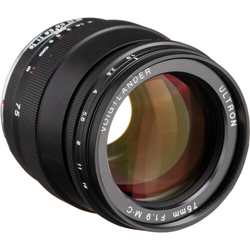 Voigtlander Ultron 75mm f1.9 Lens (Multicoated, Matte Black)